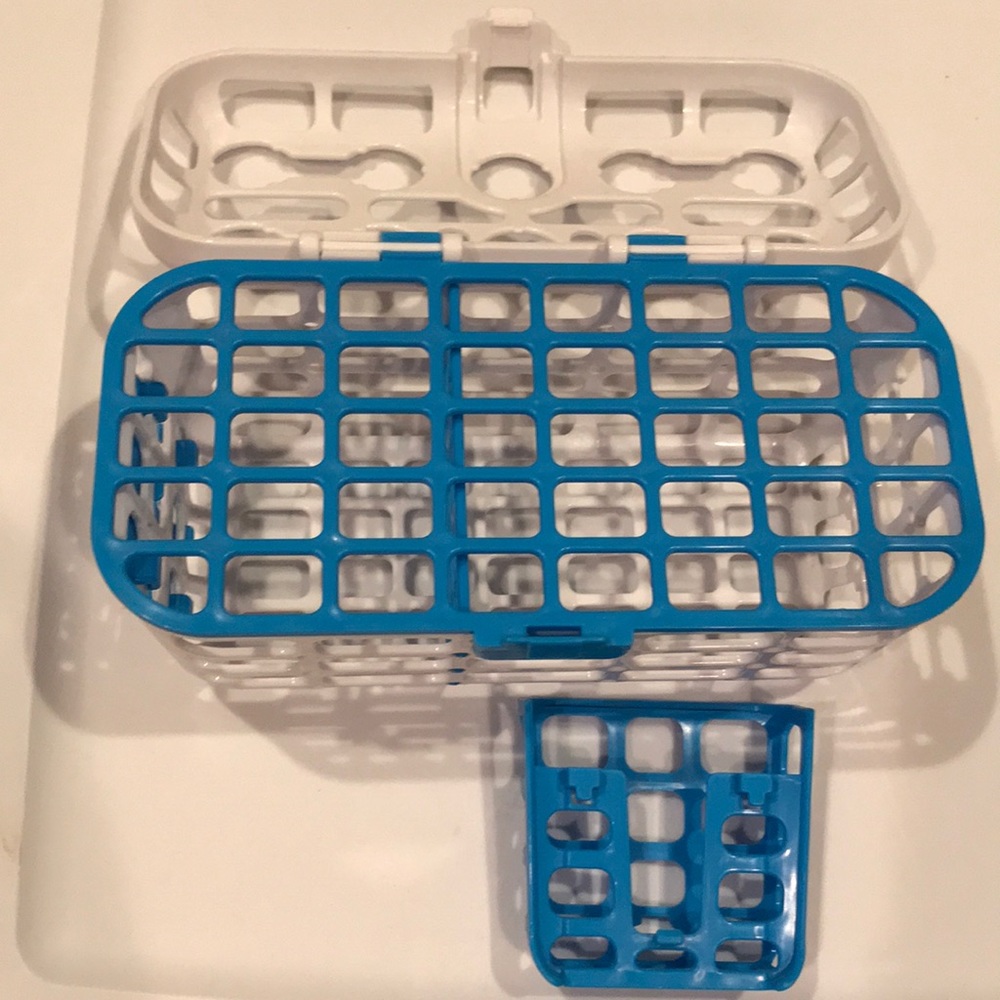 Munchkin kid toddler baby bottle nipple spoon fork dishwasher caddy like new